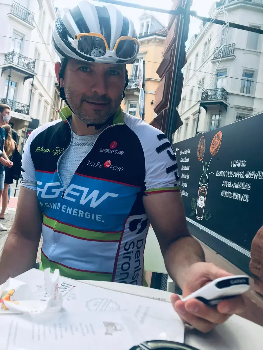 Road bike fitting in Bensheim with Lloyd Thomas